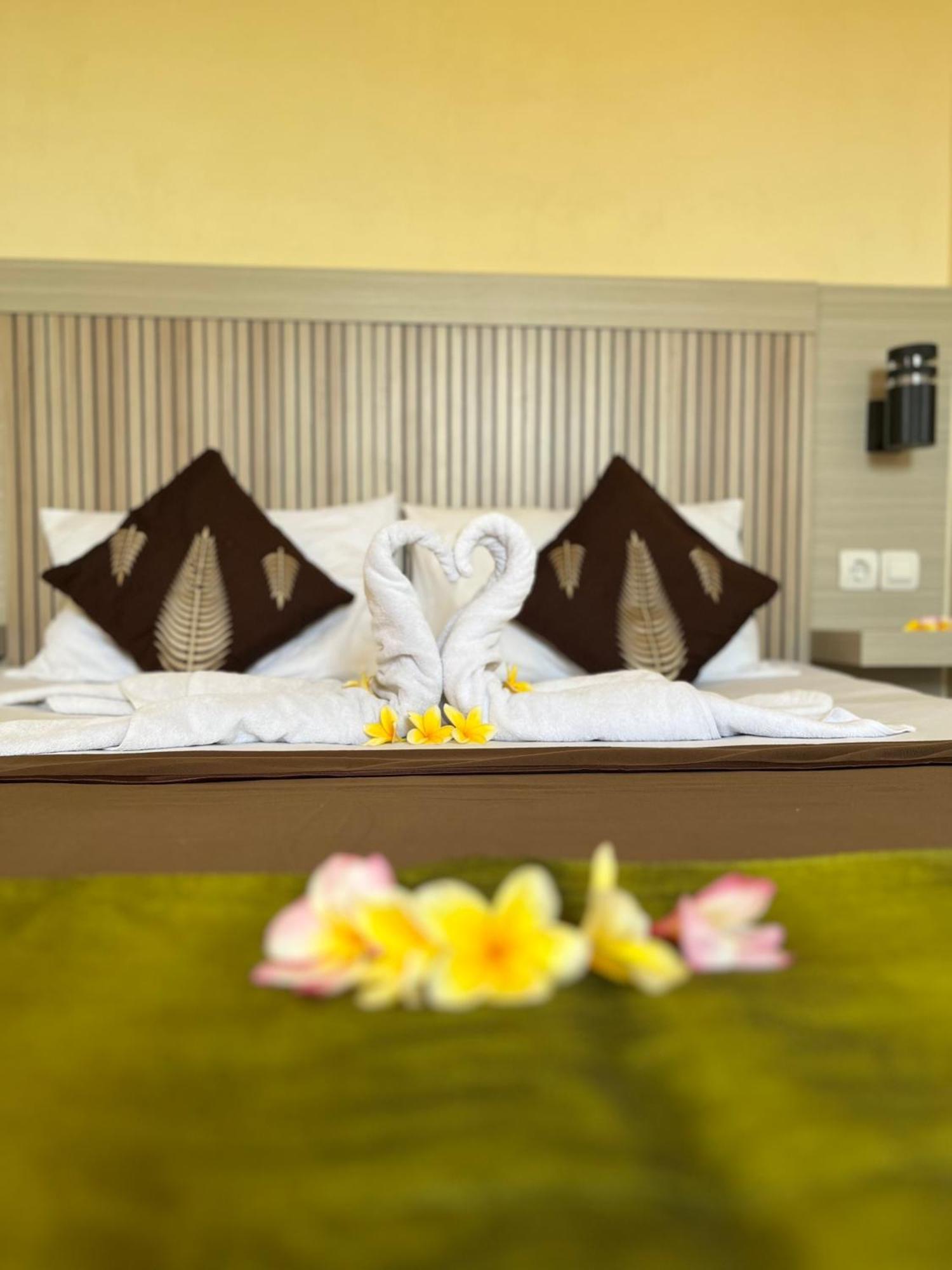 Lionk Bali House Bed & Breakfast Ubud  Exterior photo