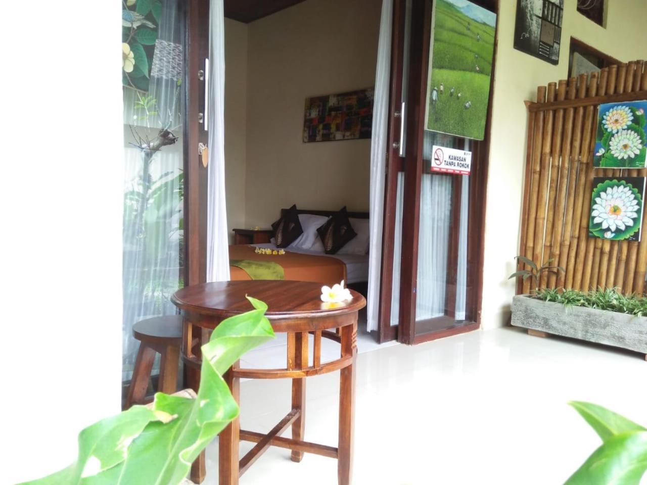 Lionk Bali House Bed & Breakfast Ubud  Exterior photo