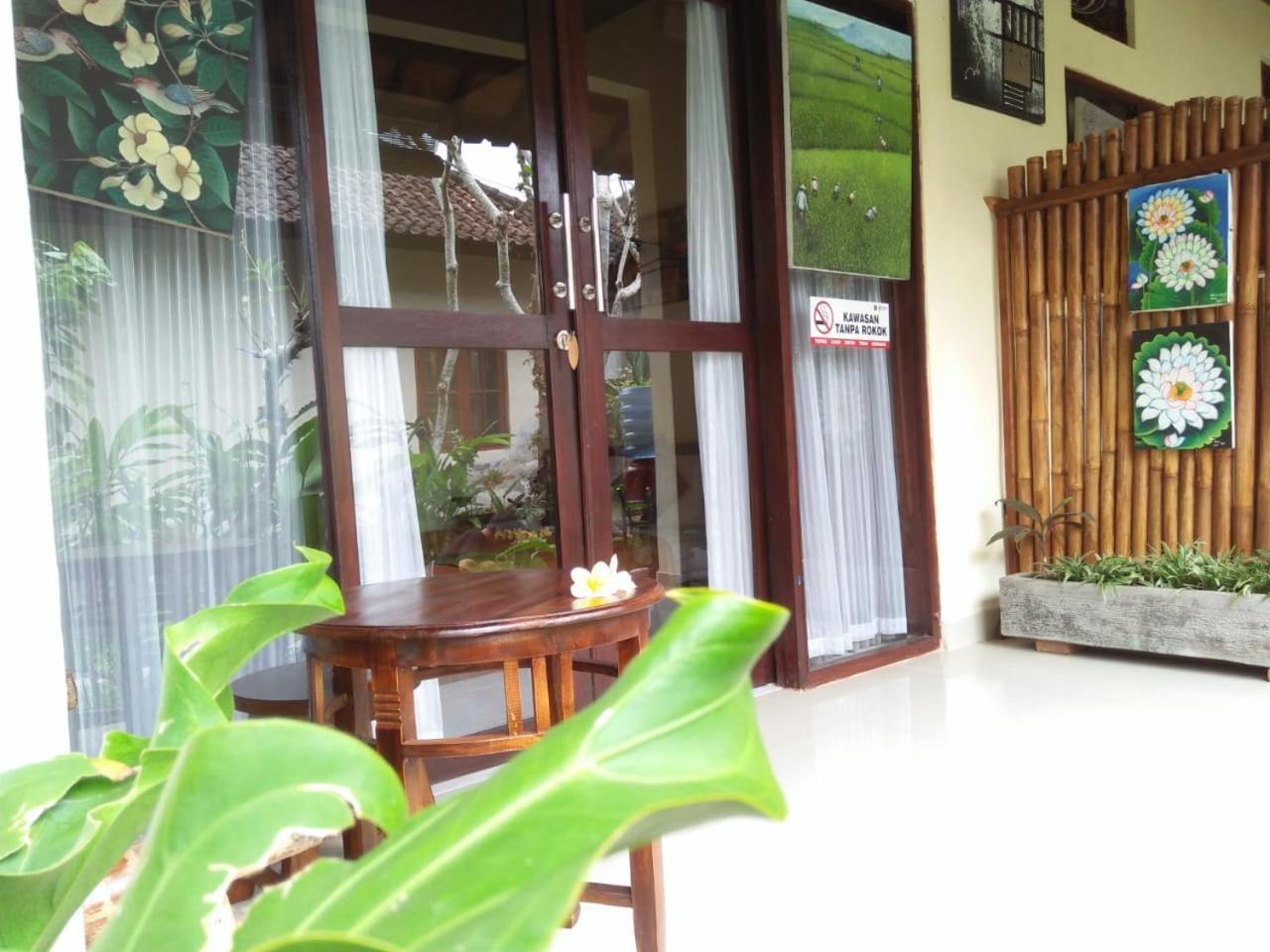 Lionk Bali House Bed & Breakfast Ubud  Exterior photo