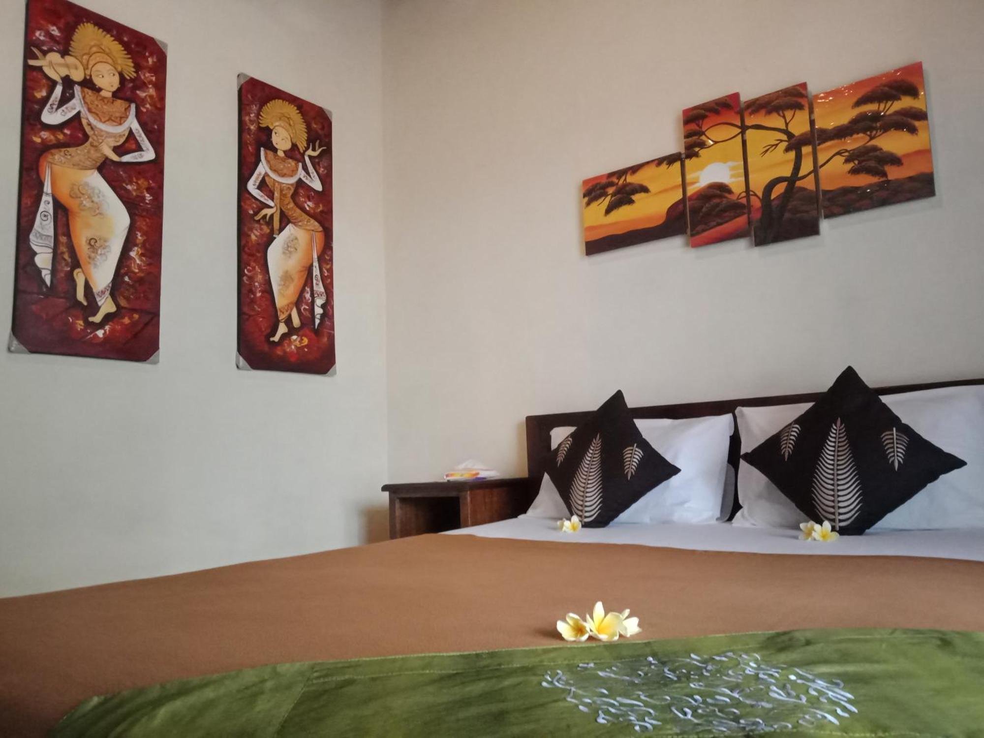 Lionk Bali House Bed & Breakfast Ubud  Exterior photo